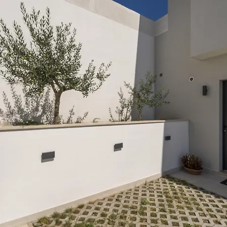 Seaside With A Swimming Pool Rastici, Ciovo - 17889 Apartament Trogir